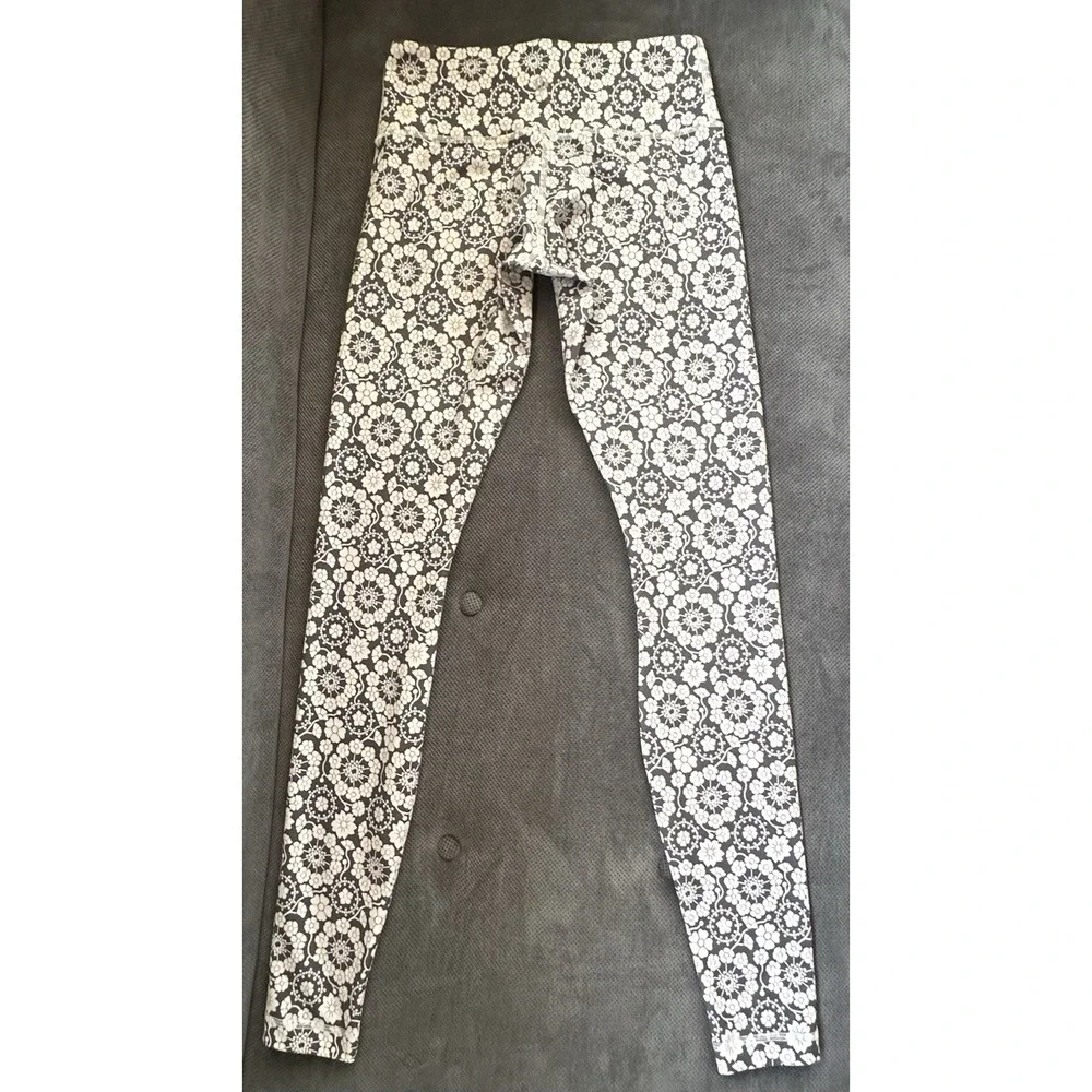 Lululemon Full Length Leggings Women's  Wunder Under Twiggy Floral Nimbus Gray 4